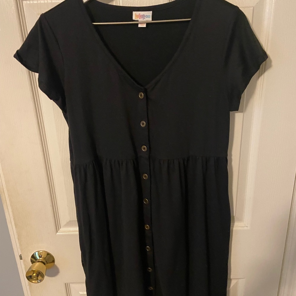 Heidi LuLaRoe button dress